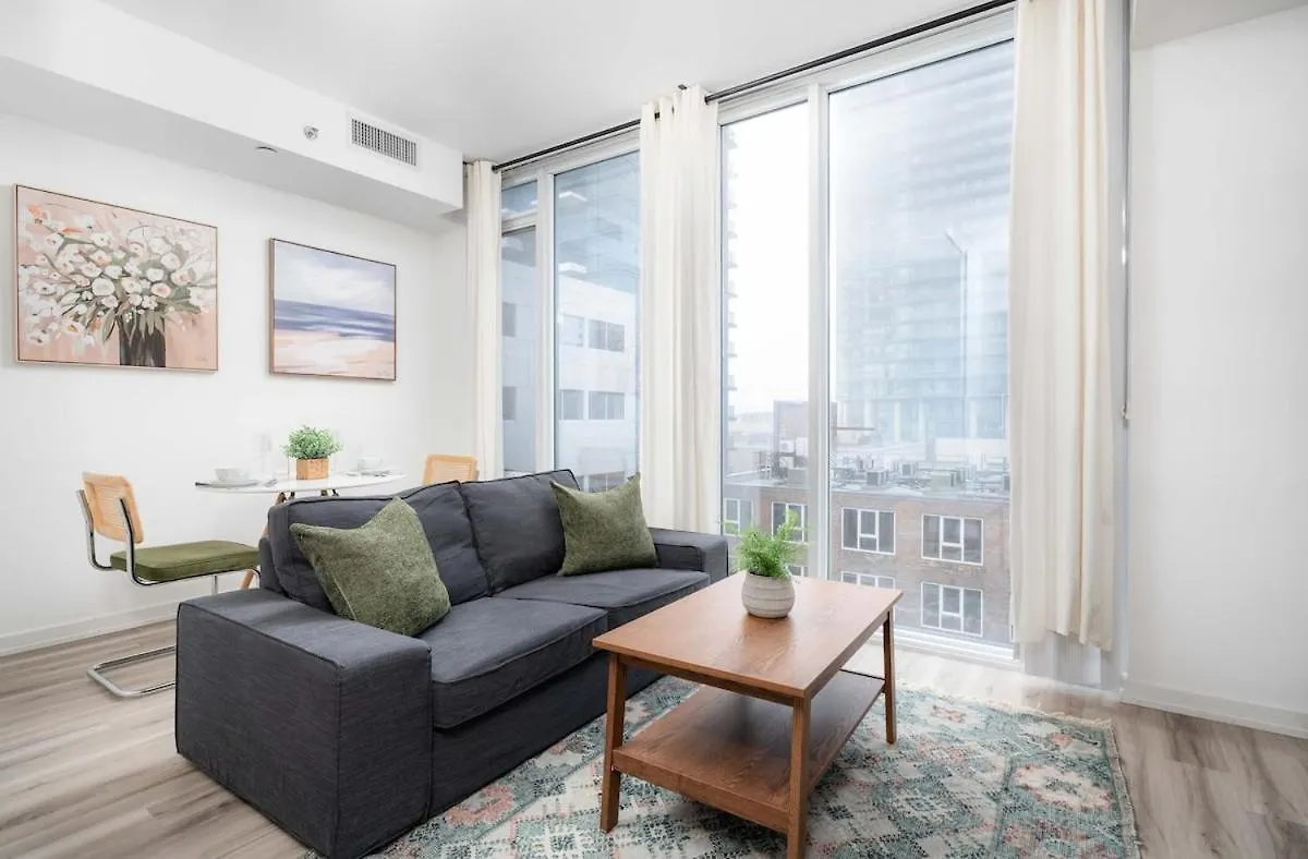 1Bd Next To Queen St - Most Ideal Location Toronto 0*,