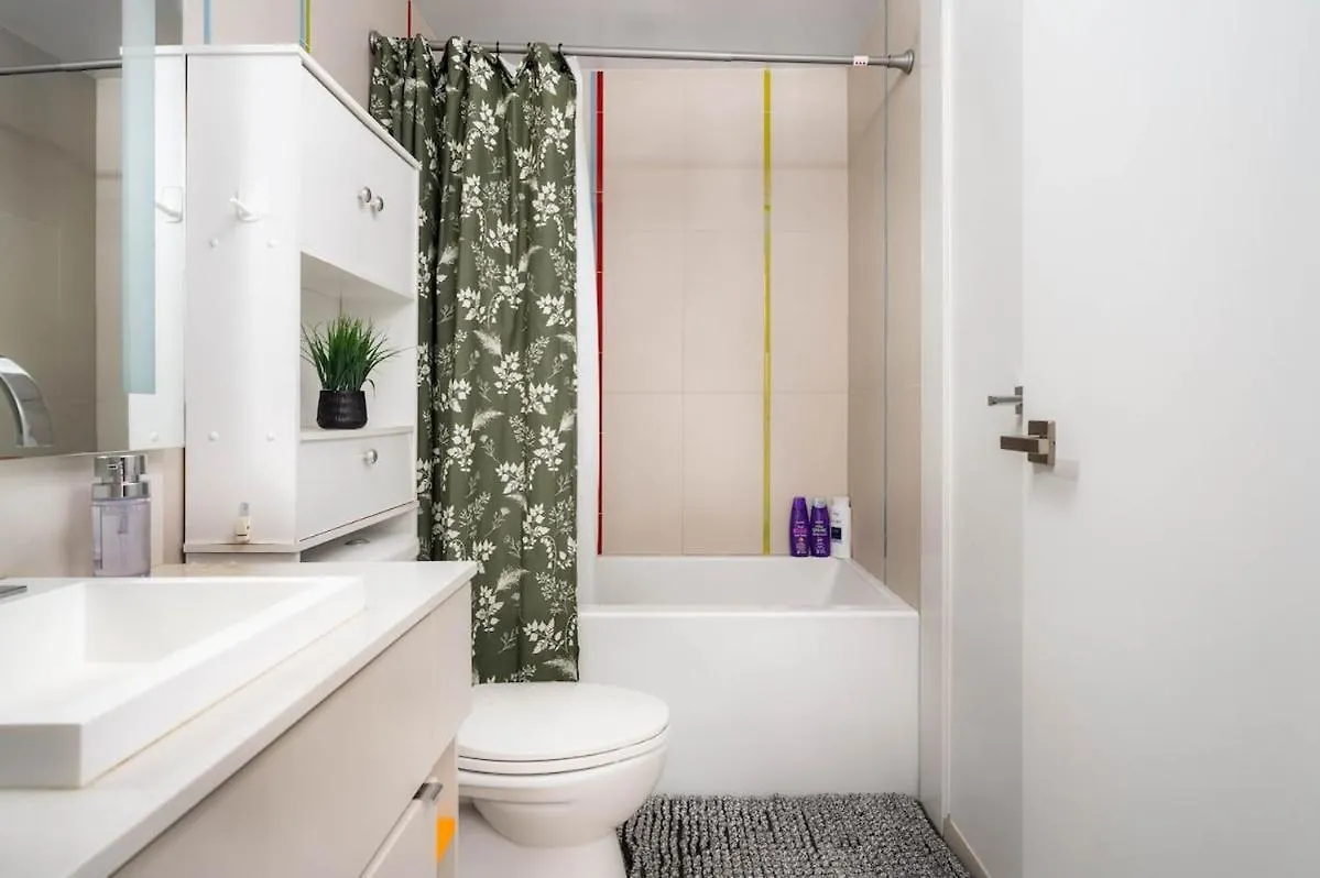 Apartment 1Bd Next To Queen St - Most Ideal Location Toronto Canada